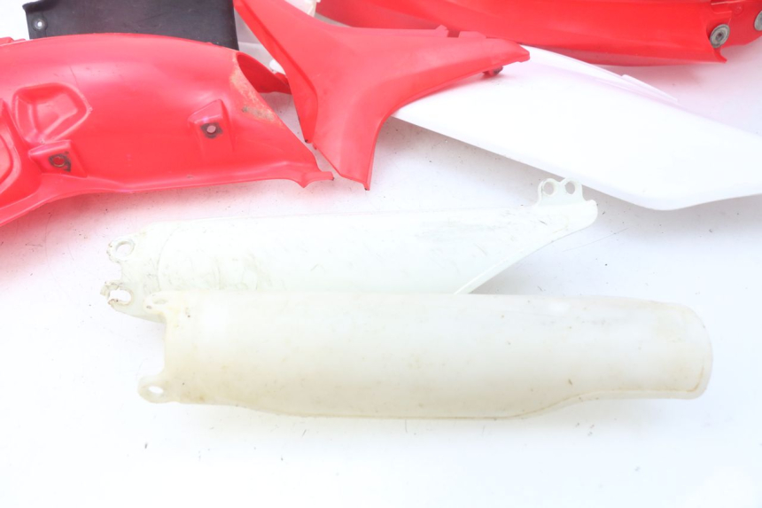 photo de CARROÇARIA E CARENAGEM COMPLETA HONDA CRF 250 (2013 - 2016) - Zoom do estado de desgaste