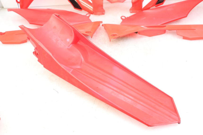 photo de CARROÇARIA COMPLETA HONDA CRF R 250 (2020 - 2021) - Zoom do estado de desgaste