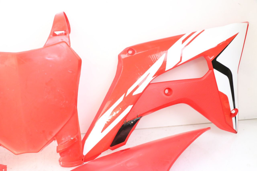 photo de CARROÇARIA COMPLETA HONDA CRF R 250 (2020 - 2021) - Detalhes característicos