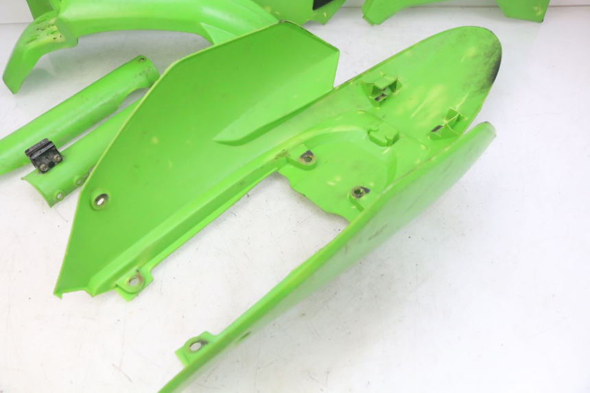 photo de CARROÇARIA E CARENAGEM COMPLETA APOLLO DIRT BIKE 125 (2010 - 2018) - Vista de perto