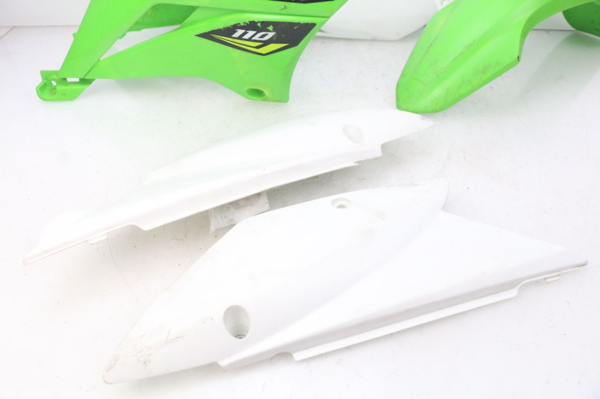 photo de CARROÇARIA COMPLETA KAWASAKI KLX 110 (2010 - 2022) - Detalhe da peça