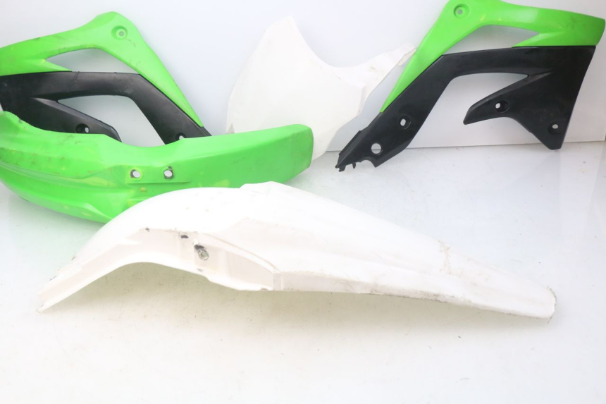 photo de CARROÇARIA E CARENAGEM COMPLETA KAWASAKI KX F KXF 450 (2012 - 2015) - Inspeção visual