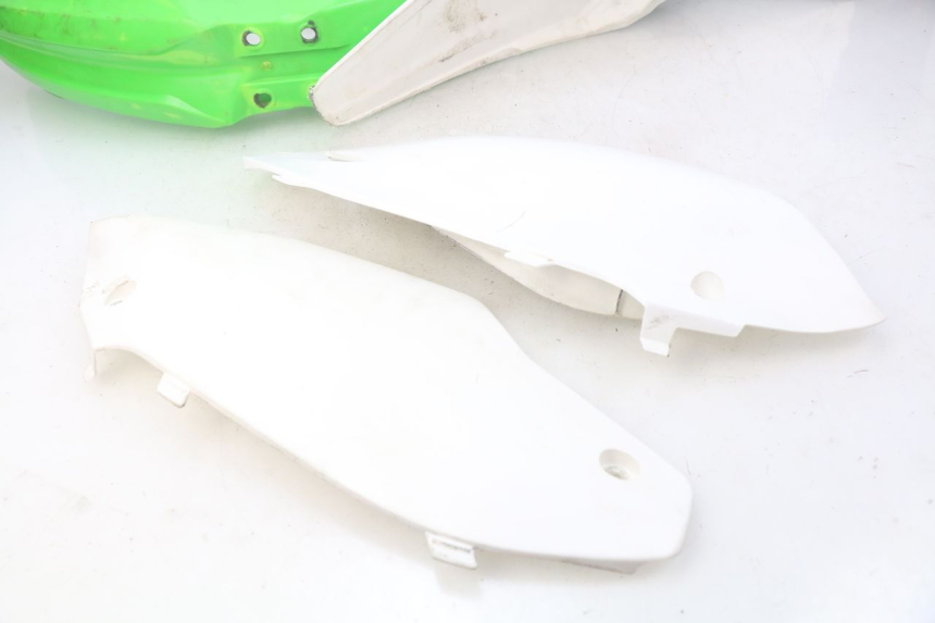 photo de CARROÇARIA E CARENAGEM COMPLETA KAWASAKI KX F KXF 450 (2012 - 2015) - Ângulo alternativo