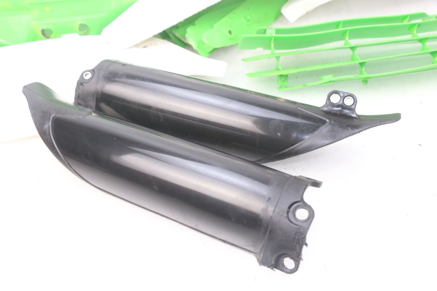 photo de CARROÇARIA E CARENAGEM COMPLETA KAWASAKI KX F KXF 450 (2012 - 2015) - Outro ângulo de visão