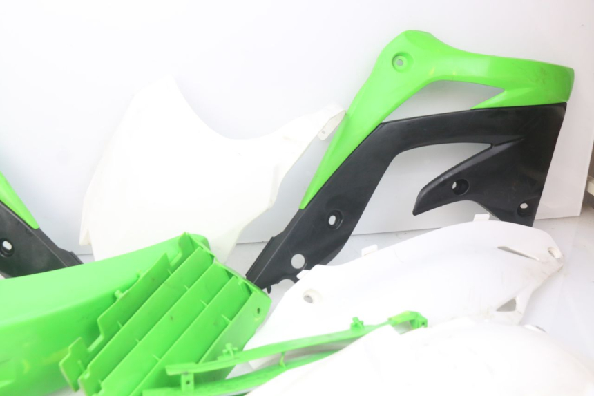 photo de CARROÇARIA E CARENAGEM COMPLETA KAWASAKI KX F KXF 450 (2012 - 2015) - Pontos de fixação