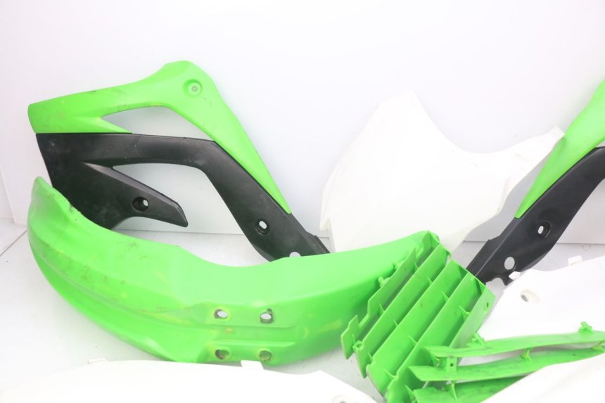 photo de CARROÇARIA E CARENAGEM COMPLETA KAWASAKI KX F KXF 450 (2012 - 2015) - Estado da superfície