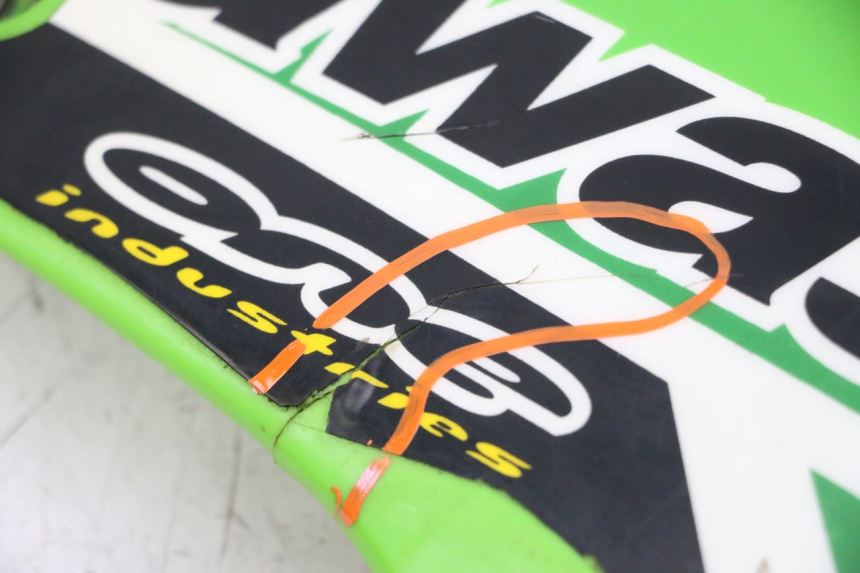 photo de CARROÇARIA E CARENAGEM COMPLETA KAWASAKI KX 65 (2000 - 2019) - Detalhes característicos