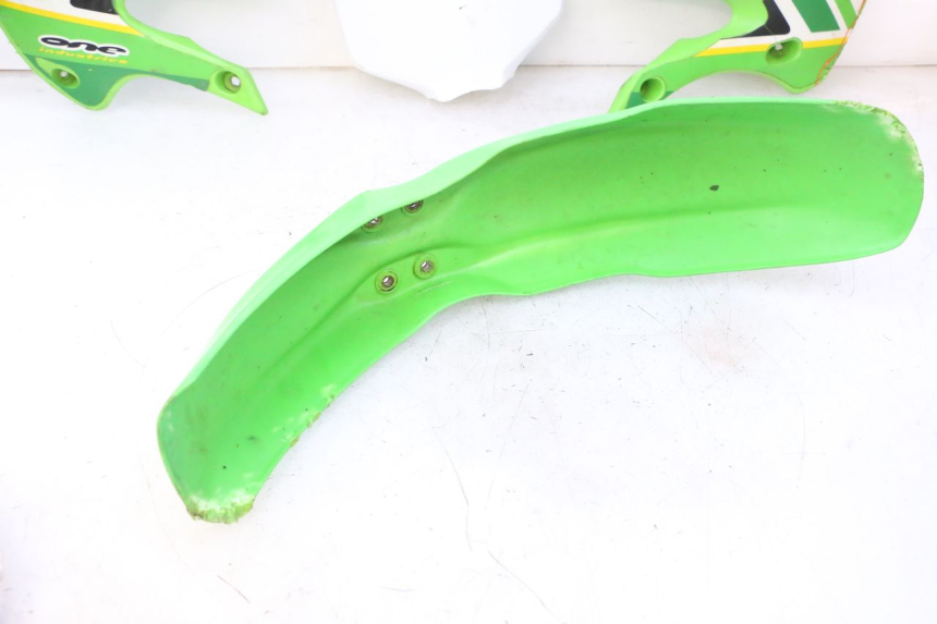 photo de CARROÇARIA E CARENAGEM COMPLETA KAWASAKI KX 65 (2000 - 2019) - Detalhe da peça