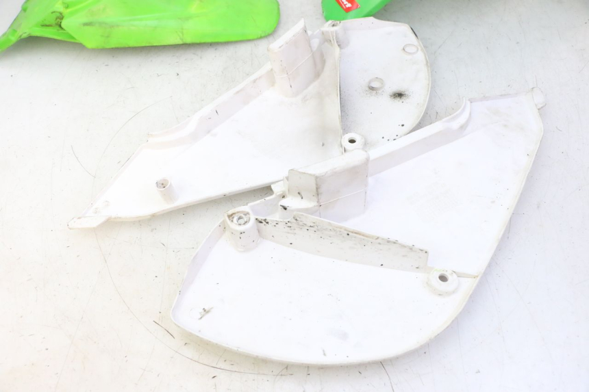 photo de CARROÇARIA E CARENAGEM COMPLETA KAWASAKI KX 65 (2000 - 2019) - Vista de perto