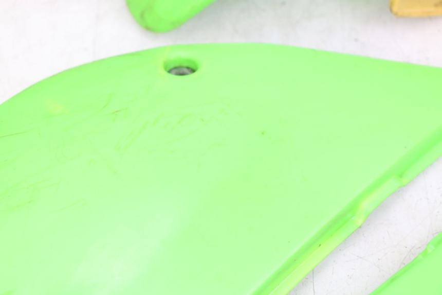 photo de CARROÇARIA COMPLETA KAWASAKI KX 85 (2001 - 2013) - Ampliação técnica
