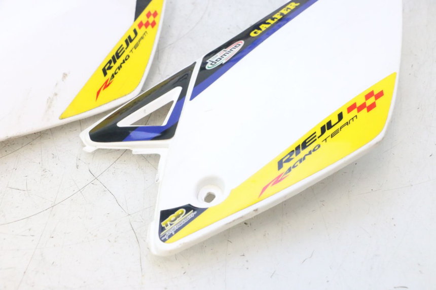 photo de CARROÇARIA COMPLETA RIEJU MRT PRO SUPERMOTARD 50 (2007 - 2018) - Zoom de qualidade