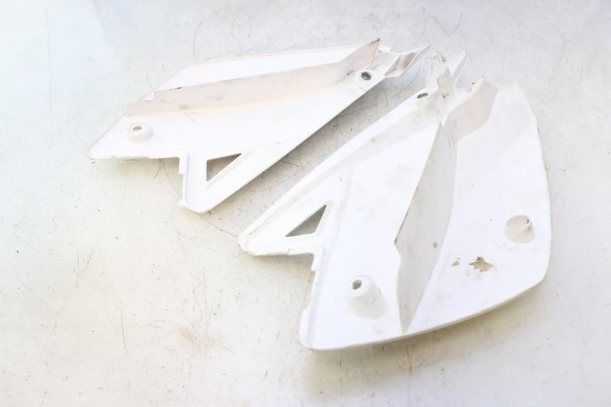 photo de CARROÇARIA COMPLETA RIEJU MRT PRO SUPERMOTARD 50 (2007 - 2018) - Detalhe da peça