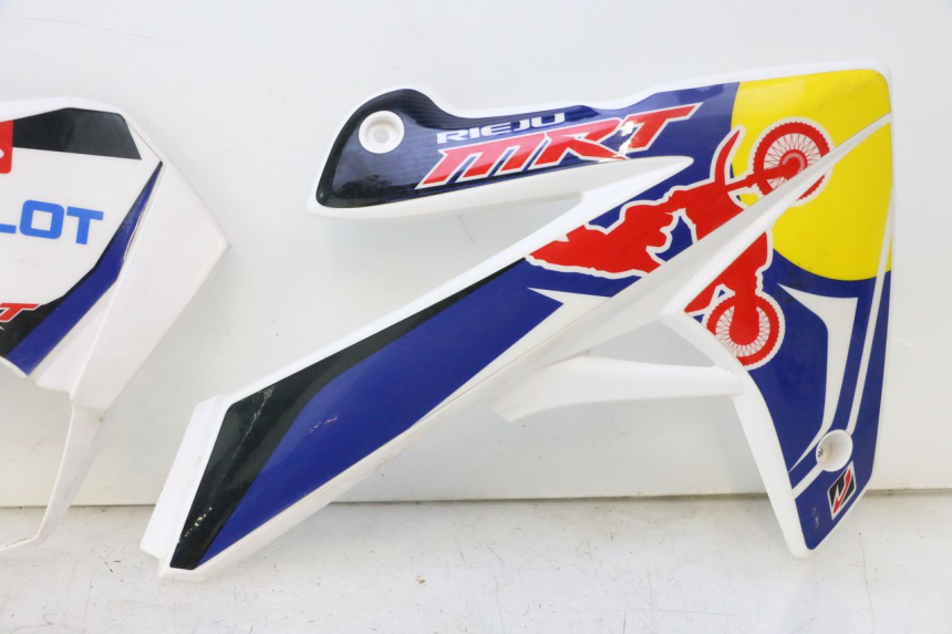 photo de CARROÇARIA COMPLETA RIEJU MRT PRO SUPERMOTARD 50 (2007 - 2018) - Pontos de fixação