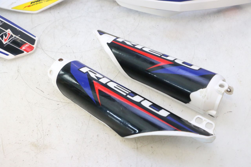 photo de CARROÇARIA COMPLETA RIEJU MRT PRO SUPERMOTARD 50 (2007 - 2018) - Ampliação técnica
