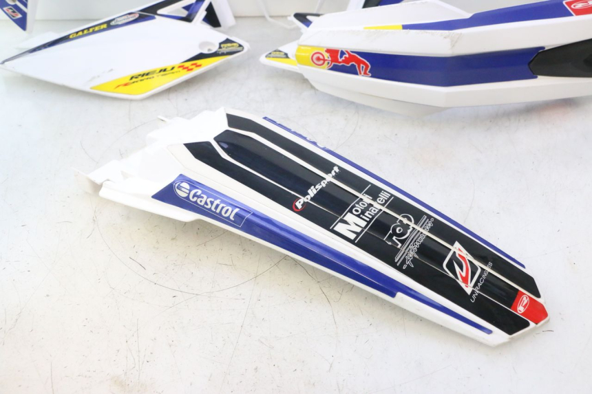 photo de CARROÇARIA COMPLETA RIEJU MRT PRO SUPERMOTARD 50 (2007 - 2018) - Pontos de fixação