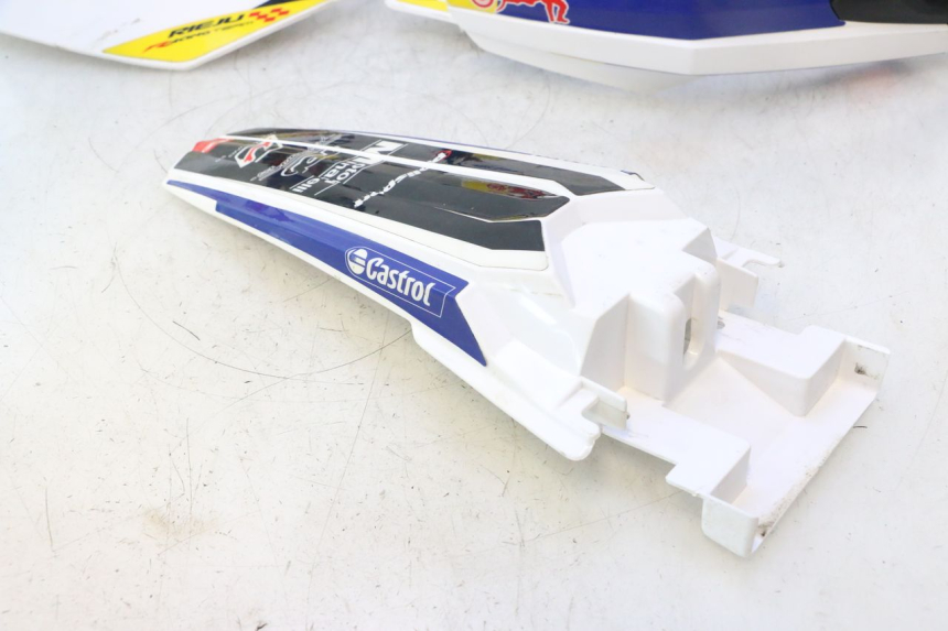 photo de CARROÇARIA COMPLETA RIEJU MRT PRO SUPERMOTARD 50 (2007 - 2018) - Estado da superfície