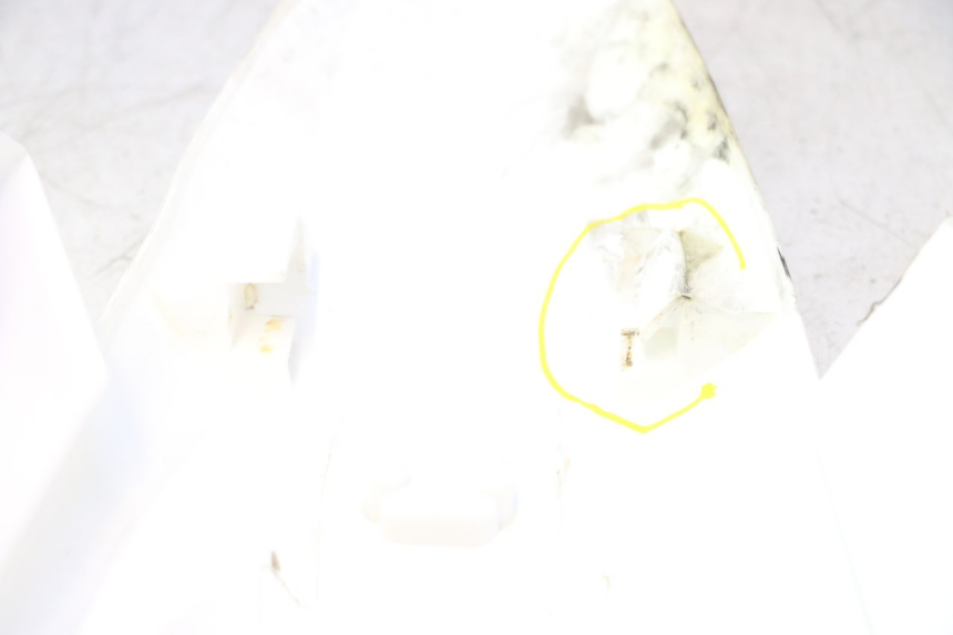 photo de CARROÇARIA E CARENAGEM COMPLETA APOLLO RFZ 125 - Detalhes característicos