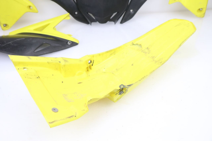 photo de CARROÇARIA E CARENAGEM COMPLETA SUZUKI RM-Z RMZ 250 (2010 - 2016) - Ampliação técnica
