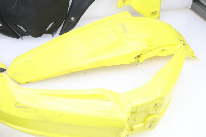 photo de CARROÇARIA E CARENAGEM COMPLETA SUZUKI RM-Z RMZ 250 (2010 - 2016) - Inspeção visual