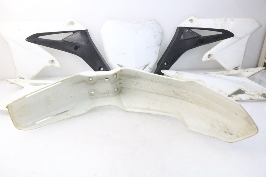 photo de CARROÇARIA E CARENAGEM COMPLETA SUZUKI RMZ RM-Z 450 (2008 - 2011) - Vista de perto