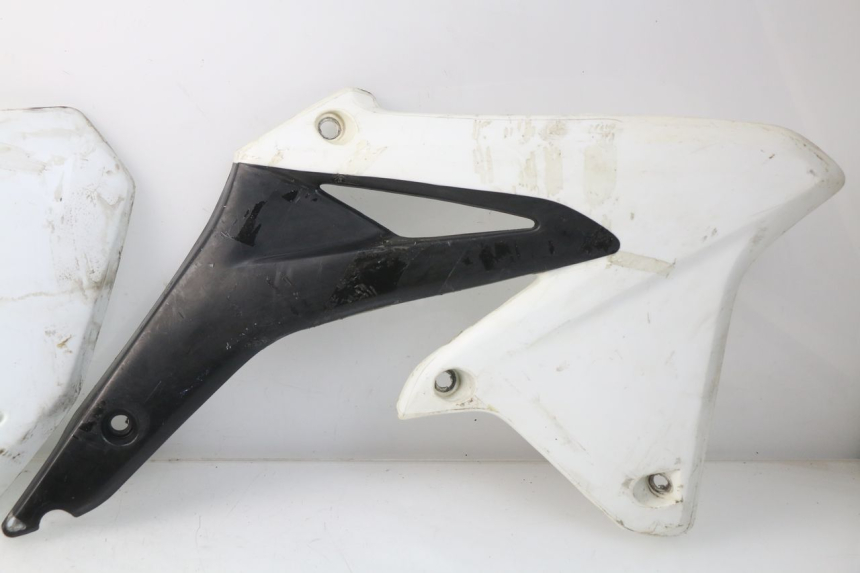 photo de CARROÇARIA E CARENAGEM COMPLETA SUZUKI RMZ RM-Z 450 (2008 - 2011) - Outro ângulo de visão