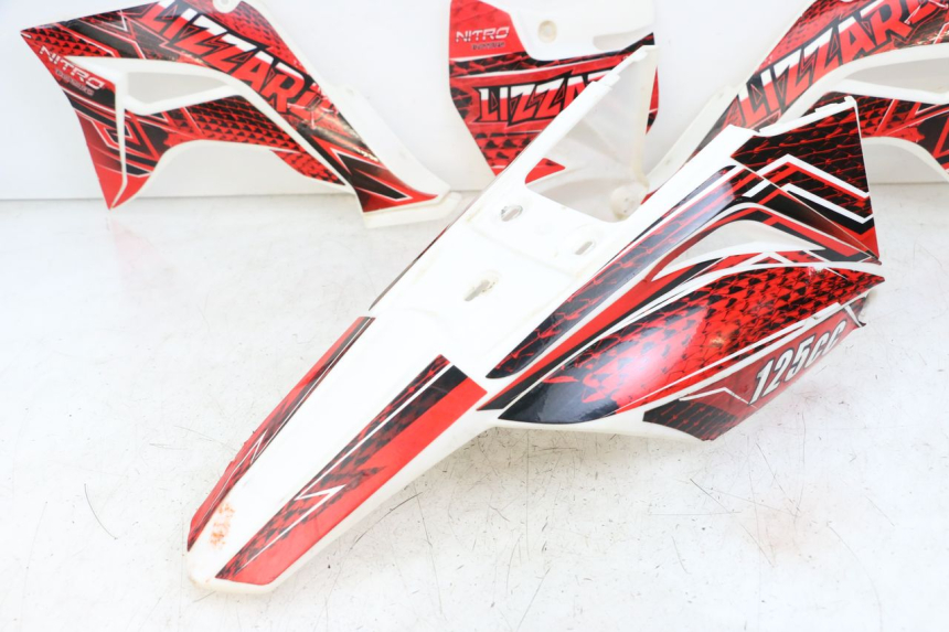 photo de CARROÇARIA COMPLETA NITRO MOTORS THUNDER 125 - Detalhes característicos