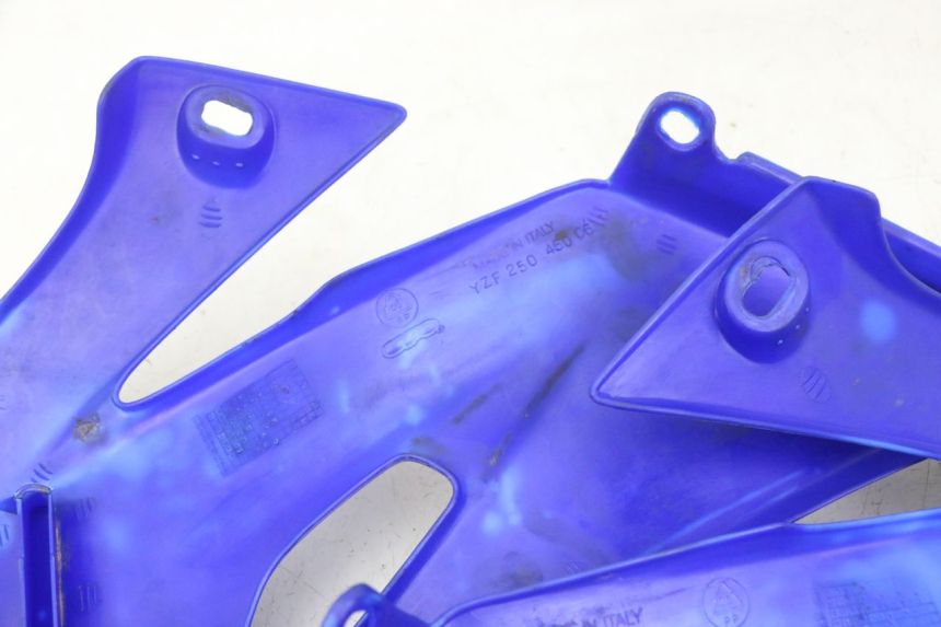 photo de CARROÇARIA E CARENAGEM COMPLETA YAMAHA YZ-F YZF 250 (2007 - 2013) - Detalhes característicos