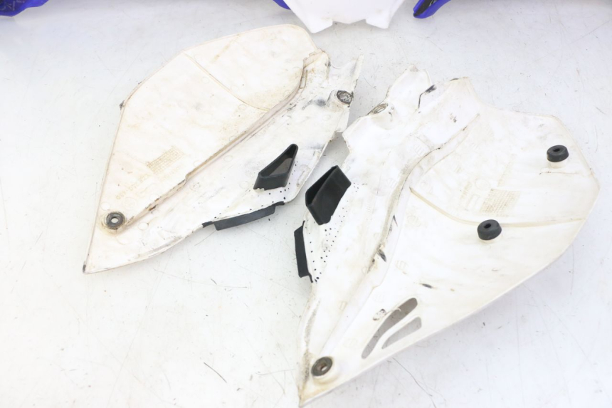 photo de CARROÇARIA E CARENAGEM COMPLETA YAMAHA YZ-F YZF 250 (2007 - 2013) - Vista geral
