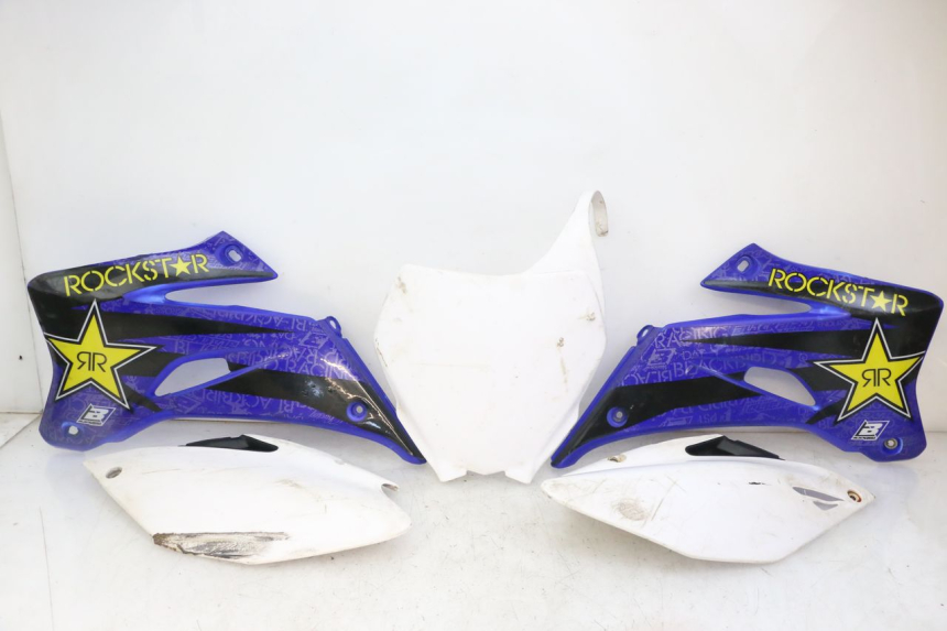 photo de CARROÇARIA E CARENAGEM COMPLETA YAMAHA YZ-F YZF 250 (2007 - 2013) - Detalhes característicos