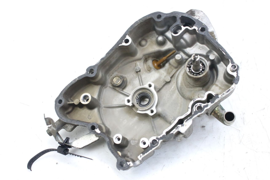 photo de TAMPA DE IGNIÇÃO HONDA FES S-WING SWING ABS 125 (2007 - 2015) - Pontos de fixação