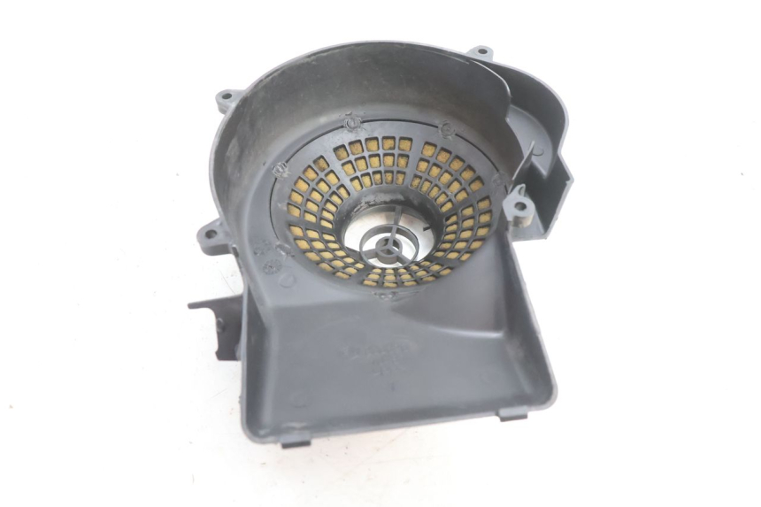 photo de TAMPA DE IGNIÇÃO PIAGGIO FLY 2T 50 (2004 - 2017) - Pontos de fixação