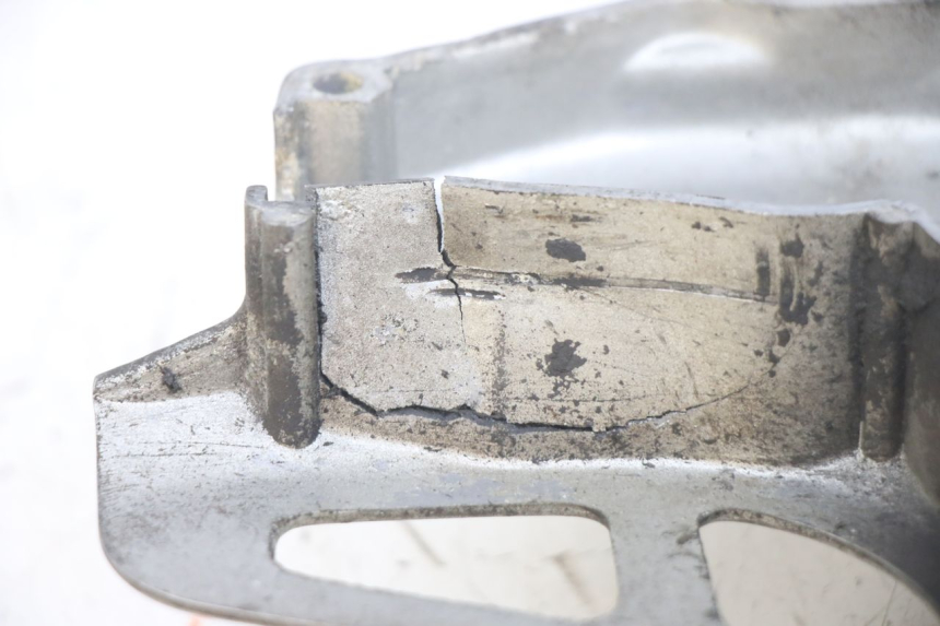 photo de TAMPA DE IGNIÇÃO GILERA RK 50 (1996 - 1999) - Detalhe da peça