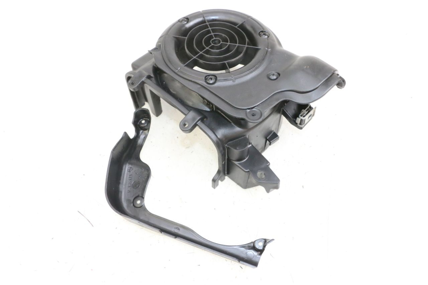 photo de TAMPA DE IGNIÇÃO PIAGGIO VESPA LX 125 (2005 - 2010) - Detalhe da peça