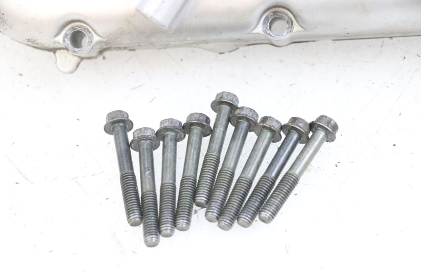photo de TAMPA DE IGNIÇÃO YAMAHA X-MAX XMAX 125 (2010 - 2013) - Pontos de fixação
