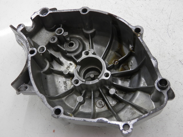 photo de TAMPA DO ALTERNADOR YAMAHA YBR 125 (2004 - 2006) - Outro ângulo de visão