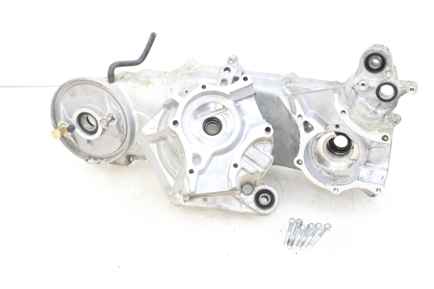 photo de CARTER INFERIOR DO MOTOR DAELIM A-FOUR 2T 50 (2005 - 2012) - Detalhe da peça