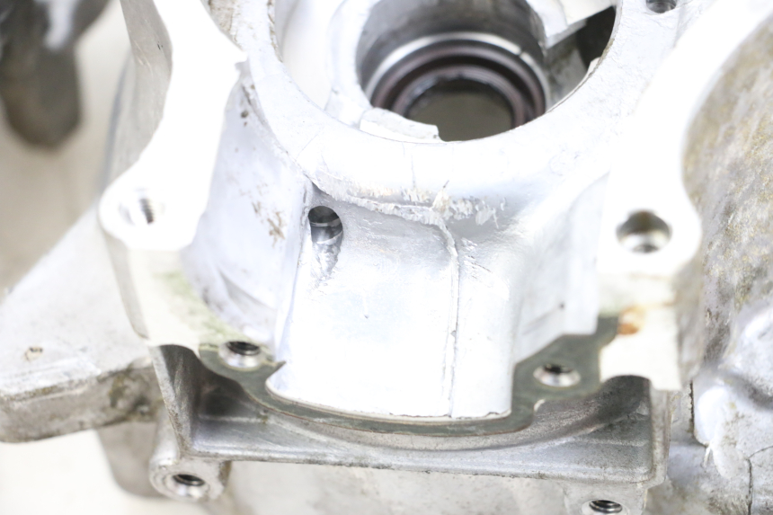 photo de CARTER INFERIOR DO MOTOR DAELIM A-FOUR 2T 50 (2005 - 2012) - Vista geral