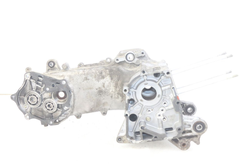 photo de CARTER INFERIOR DO MOTOR KYMCO AGILITY 4T 50 (2005 - 2018) - Ampliação dos componentes