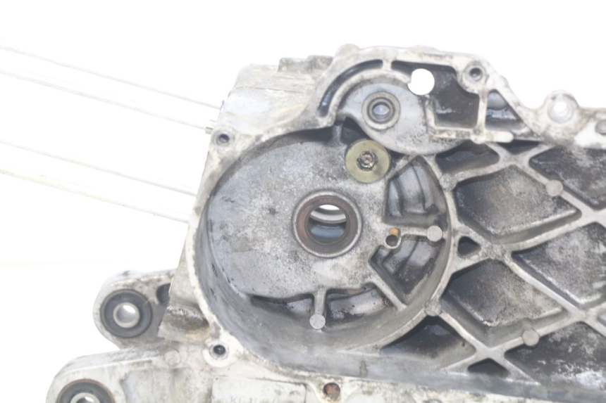 photo de CARTER INFERIOR DO MOTOR KYMCO AGILITY 4T 50 (2005 - 2018) - Marcações e referências