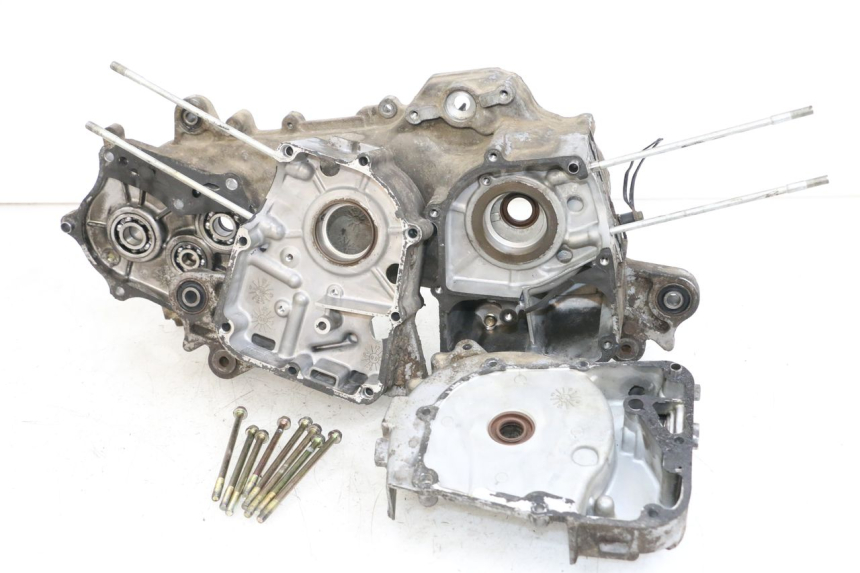 photo de CARTER INFERIOR DO MOTOR KYMCO AGILITY 4T 50 (2005 - 2018) - Detalhe da peça