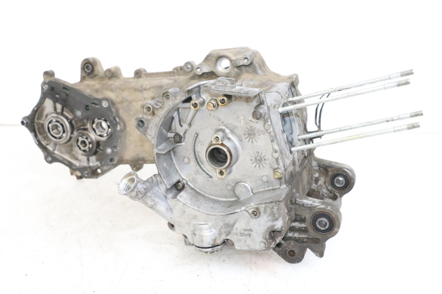 photo de CARTER INFERIOR DO MOTOR KYMCO AGILITY 4T 50 (2005 - 2018) - Ampliação dos componentes