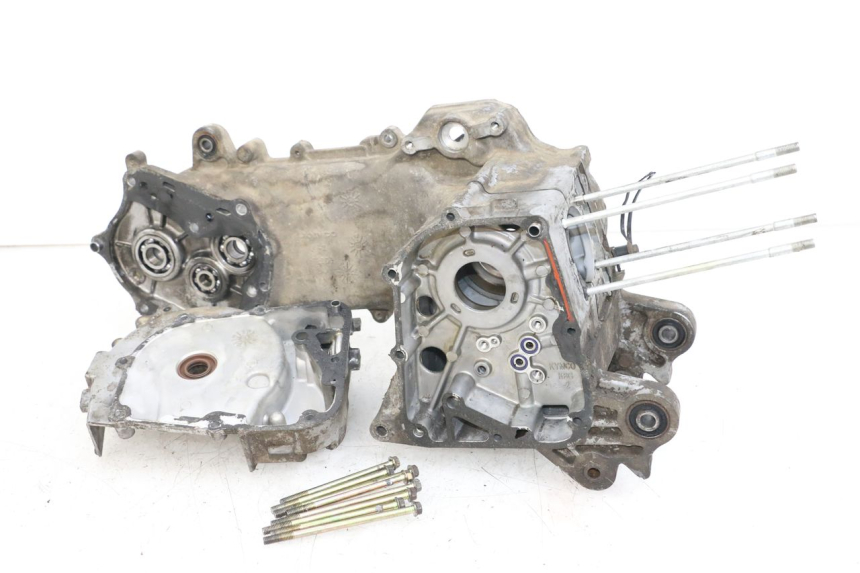photo de CARTER INFERIOR DO MOTOR KYMCO AGILITY 4T 50 (2005 - 2018) - Ângulo alternativo