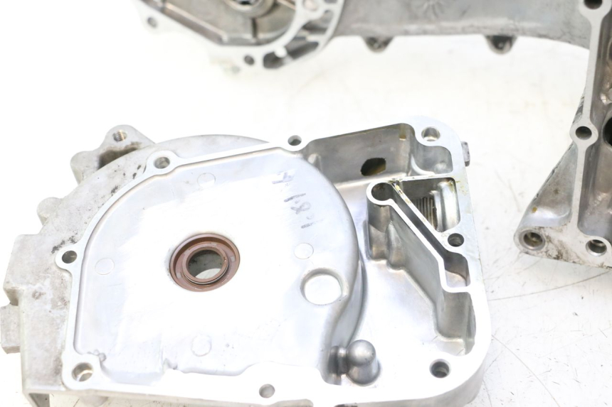 photo de CARTER INFERIOR DO MOTOR KYMCO AGILITY 4T 50 (2018 - 2022) - Estrutura - ampliação