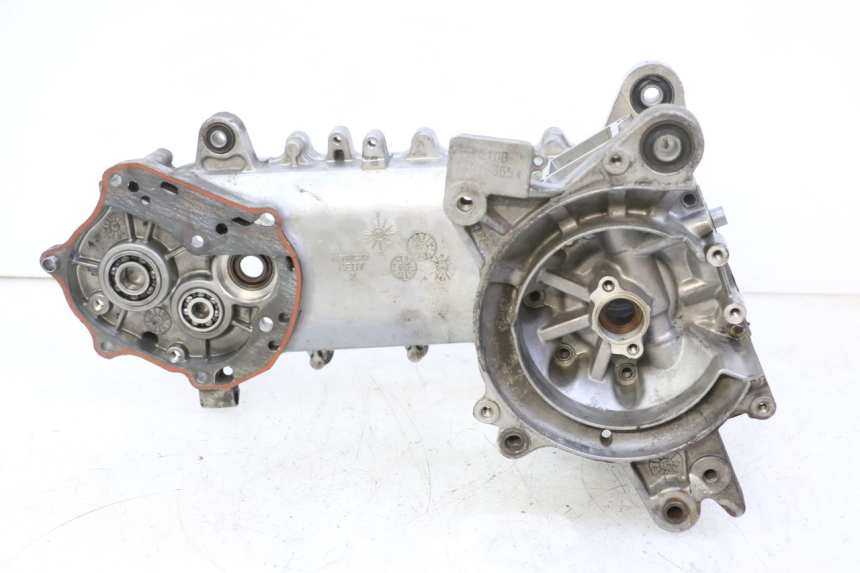 photo de CARTER INFERIOR DO MOTOR KYMCO AGILITY NAKED RENOUVO 2T 50 (2011 - 2018) - Detalhes característicos