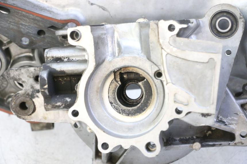 photo de CARTER INFERIOR DO MOTOR KYMCO AGILITY NAKED RENOUVO 2T 50 (2011 - 2018) - Imagem adicional