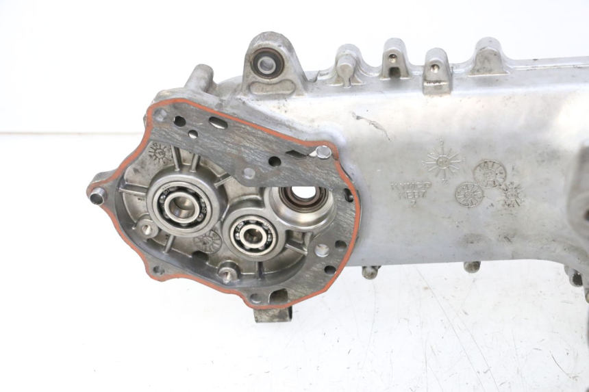 photo de CARTER INFERIOR DO MOTOR KYMCO AGILITY NAKED RENOUVO 2T 50 (2011 - 2018) - Peça verificada
