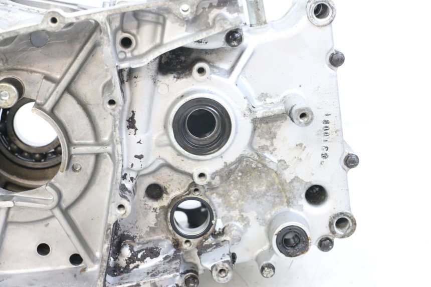 photo de CARTER INFERIOR DO MOTOR HYOSUNG GV AQUILA 125 (2000 - 2009) - Vista do produto