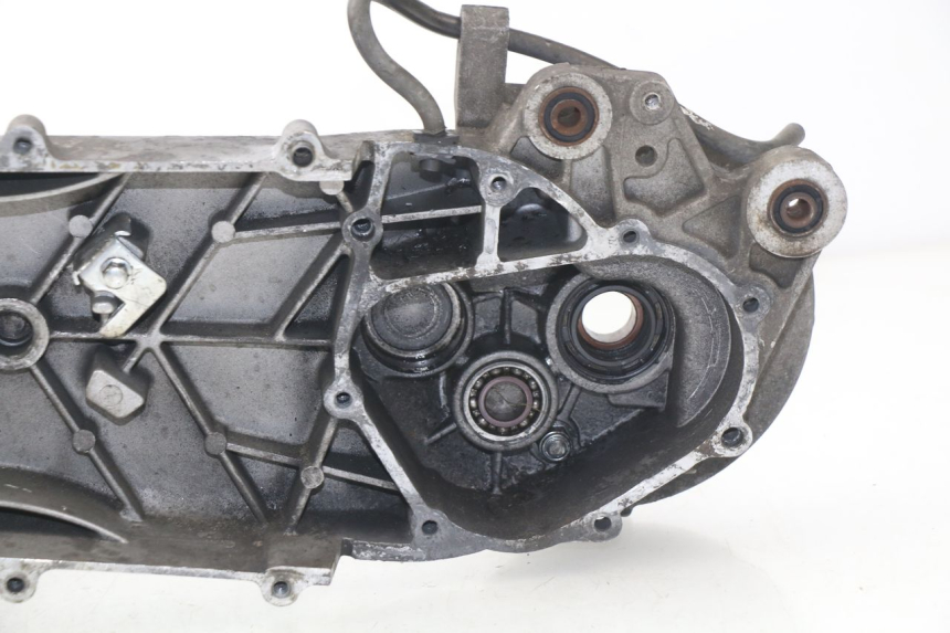 photo de CARTER INFERIOR DO MOTOR JONWAY AZTRAL 125 (2008 - 2017) - Vista geral