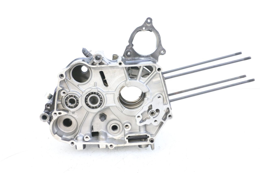 photo de CARTER INFERIOR DO MOTOR MAG POWER BOMBERS 4T 50 (2016 - 2026) - Vista de perto