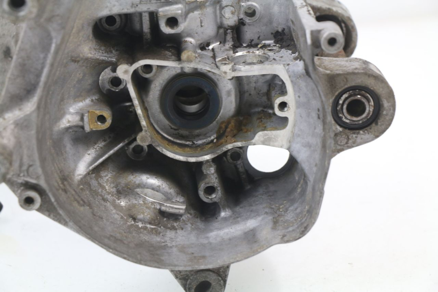 photo de CARTER INFERIOR DO MOTOR MBK BOOSTER ROCKET 50 (1995 - 1998) - Inspeção visual